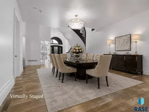 Dining - 217 W 77th St, Sioux Falls, SD 57108 photo 2 of 4