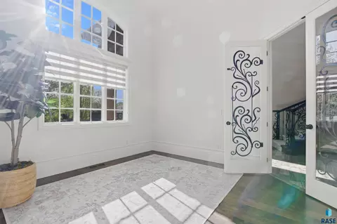 Other - 217 W 77th St, Sioux Falls, SD 57108 photo 5 of 24