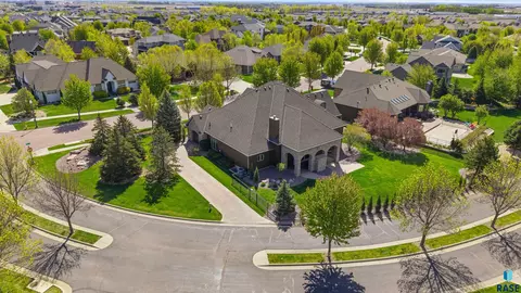 View/Area - 217 W 77th St, Sioux Falls, SD 57108 photo 2 of 4