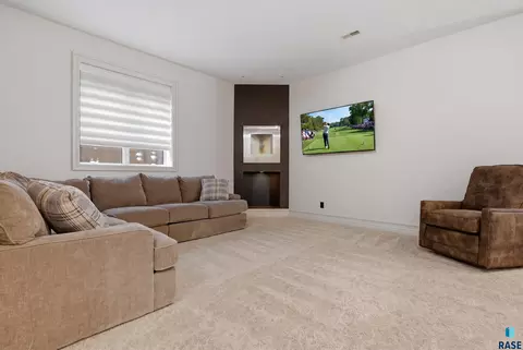 Other - 217 W 77th St, Sioux Falls, SD 57108 photo 17 of 24