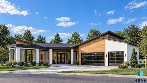 6104 N Silver Cross Dr, Sioux Falls, SD 57104