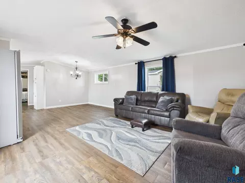 Living - 119 N Cory Pl, Sioux Falls, SD 57110 photo 3 of 4