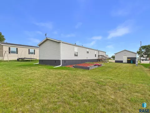 Exterior - 119 N Cory Pl, Sioux Falls, SD 57110 photo 3 of 3