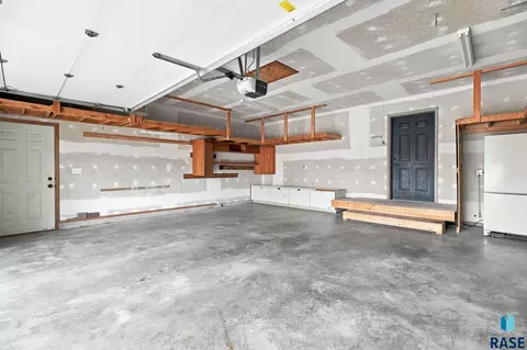 Other - 917 E Heatherwood Dr, Brandon, SD 57005 photo 10 of 11