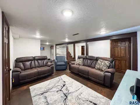 Living - 45841 275th St, Parker, SD 57053 photo 3 of 3