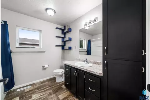 Bath - 3401 E 13th St, Sioux Falls, SD 57103 photo 2 of 2