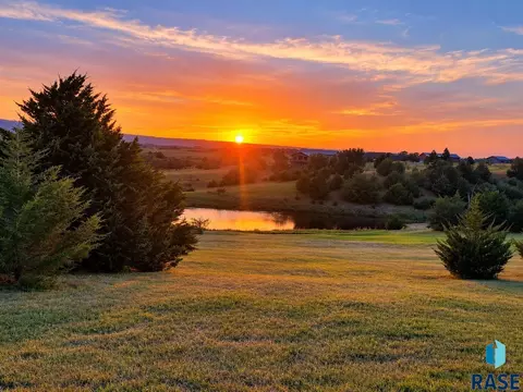 Lake View Dr, Platte, SD 57369