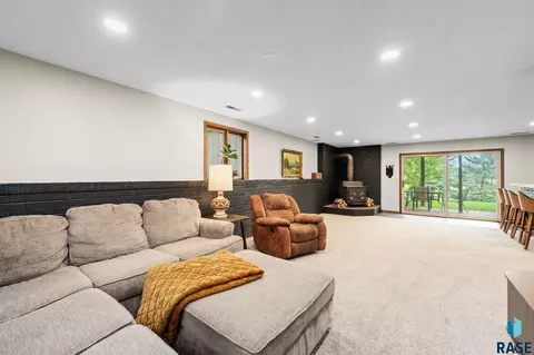 Living - 6908 E Pine Lake Dr, Sioux Falls, SD 57110 photo 7 of 7