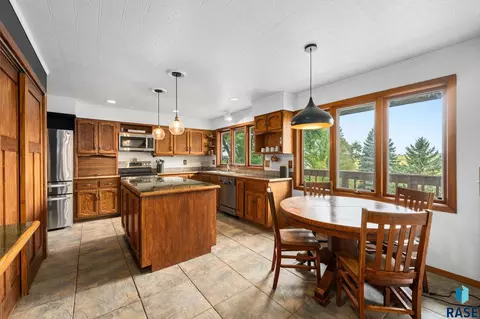 Kitchen - 6908 E Pine Lake Dr, Sioux Falls, SD 57110 photo 1 of 7