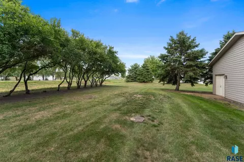 Exterior - 27302 Atkins Pl, Tea, SD 57064 photo 10 of 13