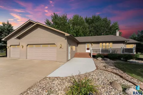 Exterior - 27302 Atkins Pl, Tea, SD 57064 photo 1 of 13