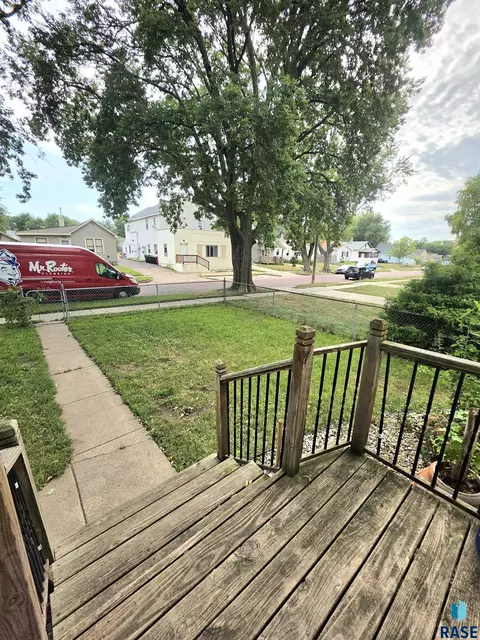 Exterior - 1428 E 5th St, Sioux Falls, SD 57103 photo 1 of 3