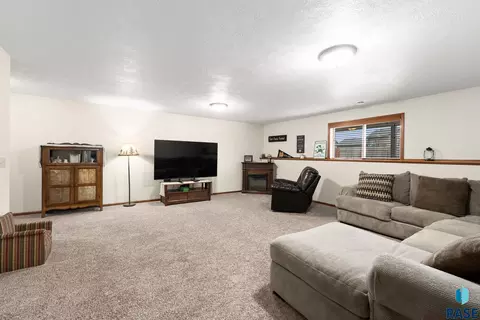 Other - 710 Fox Ct, Tea, SD 57064 photo 6 of 11
