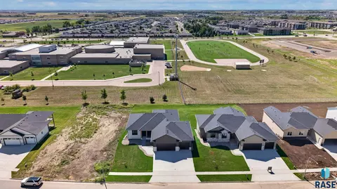 View/Area - 6509 E Fieldview St, Sioux Falls, SD 57110 photo 1 of 1