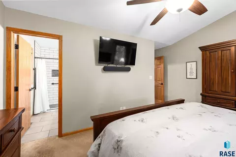 Bedroom - 2105 E 62nd St, Sioux Falls, SD 57108 photo 3 of 6