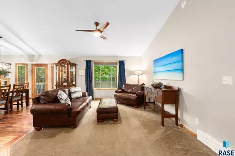 Living - 2105 E 62nd St, Sioux Falls, SD 57108 photo 2 of 2