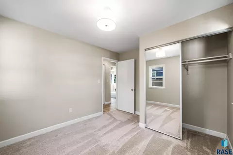 Bedroom - 3100 E 17th St, Sioux Falls, SD 57103 photo 2 of 6
