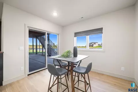 Dining - 2440 N Alberta Trl, Tea, SD 57064 photo 2 of 3