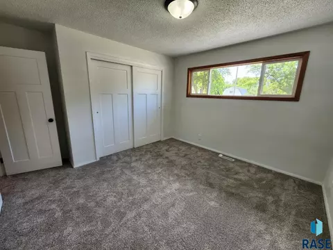 Bedroom - 706 E 10th St, Dell Rapids, SD 57022 photo 2 of 5
