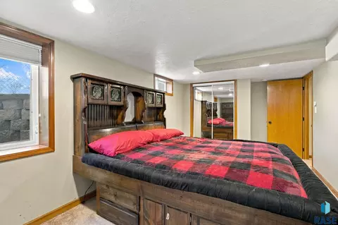 Bedroom - 2111 E 11th St, Sioux Falls, SD 57103 photo 3 of 3
