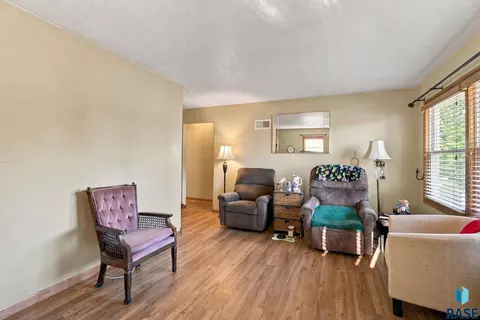Other - 2111 E 11th St, Sioux Falls, SD 57103 photo 4 of 9