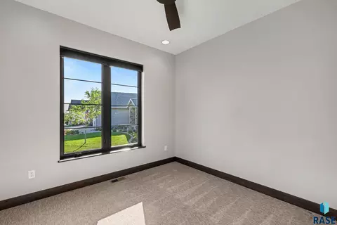 Bedroom - 6701 E Spitfire Cir, Sioux Falls, SD 57110 photo 5 of 11