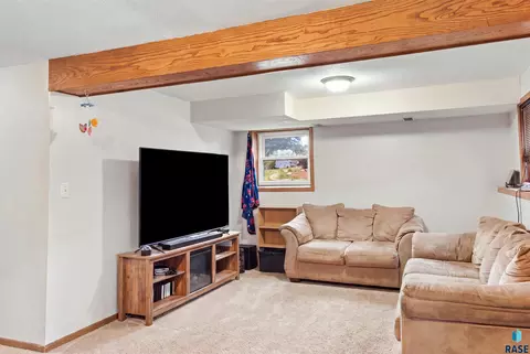 Other - 2100 E Madison St, Sioux Falls, SD 57103 photo 2 of 3