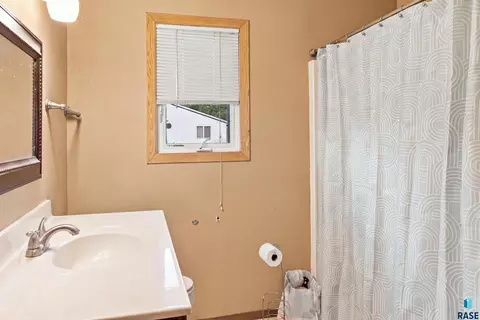 Bath - 2100 E Madison St, Sioux Falls, SD 57103 photo 1 of 2