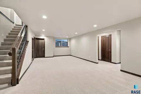 2808 E Hazelnut St, Brandon, SD 57005 photo 32
