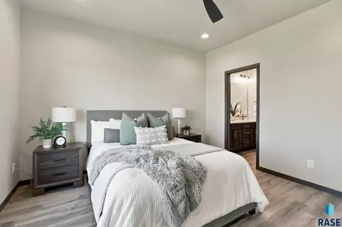 2808 E Hazelnut St, Brandon, SD 57005 photo 26