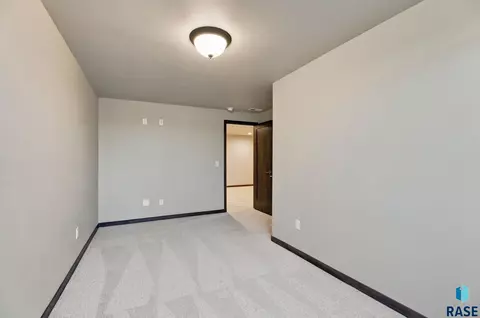 2808 E Hazelnut St, Brandon, SD 57005 photo 34