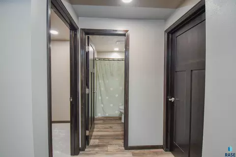 Entry Way - 3509 E Brewster St, Sioux Falls, SD 57108 photo 2 of 2