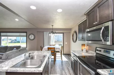 Kitchen - 3509 E Brewster St, Sioux Falls, SD 57108 photo 4 of 4