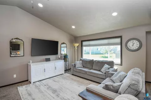 Living - 3509 E Brewster St, Sioux Falls, SD 57108 photo 1 of 5