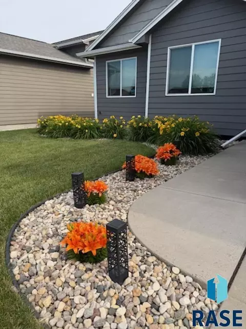 Exterior - 3509 E Brewster St, Sioux Falls, SD 57108 photo 1 of 11