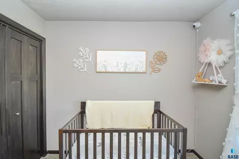 Bedroom - 3509 E Brewster St, Sioux Falls, SD 57108 photo 6 of 14
