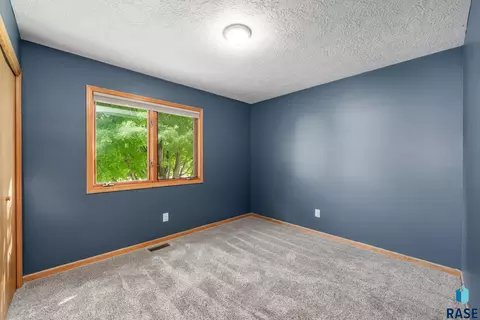 Bedroom - 320 W 5th St, Tea, SD 57064 photo 5 of 9