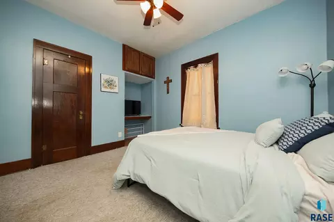 Bedroom - 1311 S Summit Ave, Sioux Falls, SD 57105 photo 1 of 4