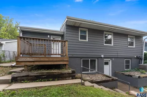 Exterior - 2912 E Sioux St, Sioux Falls, SD 57103 photo 9 of 9