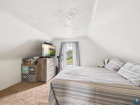 Bedroom - 1306 N Main Ave, Sioux Falls, SD 57104 photo 6 of 6