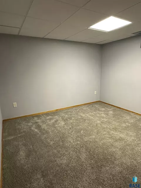 Bedroom - 214 E Park Ave, Howard, SD 57349 photo 2 of 3