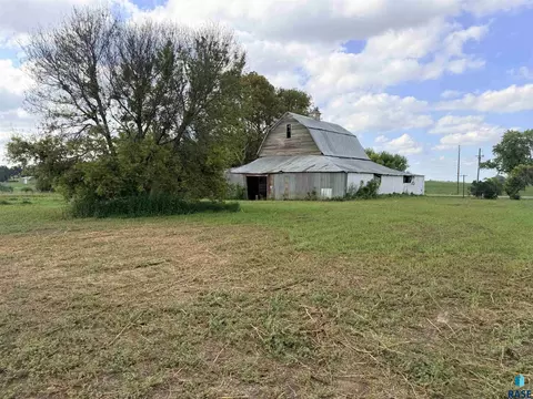 48359 266th St, Brandon, SD 57005 photo 31