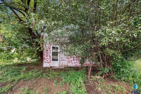 48359 266th St, Brandon, SD 57005 photo 3