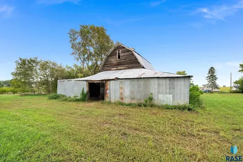 48359 266th St, Brandon, SD 57005 photo 8