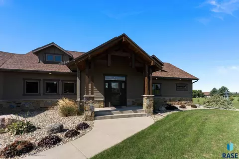Exterior - 48290 Arrowhead Pl, Canton, SD 57013 photo 2 of 6