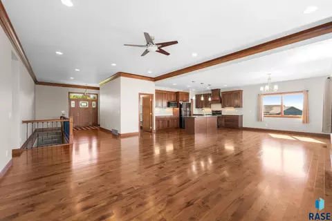 Living - 48290 Arrowhead Pl, Canton, SD 57013 photo 1 of 2