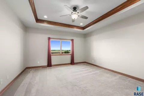 Bedroom - 48290 Arrowhead Pl, Canton, SD 57013 photo 2 of 6