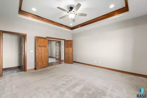 Bedroom - 48290 Arrowhead Pl, Canton, SD 57013 photo 3 of 6