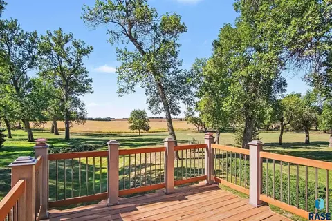 Exterior - 45993 241st St, Chester, SD 57016 photo 10 of 12