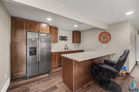 Kitchen - 8209 E Willow Leaf St, Sioux Falls, SD 57110 photo 3 of 3